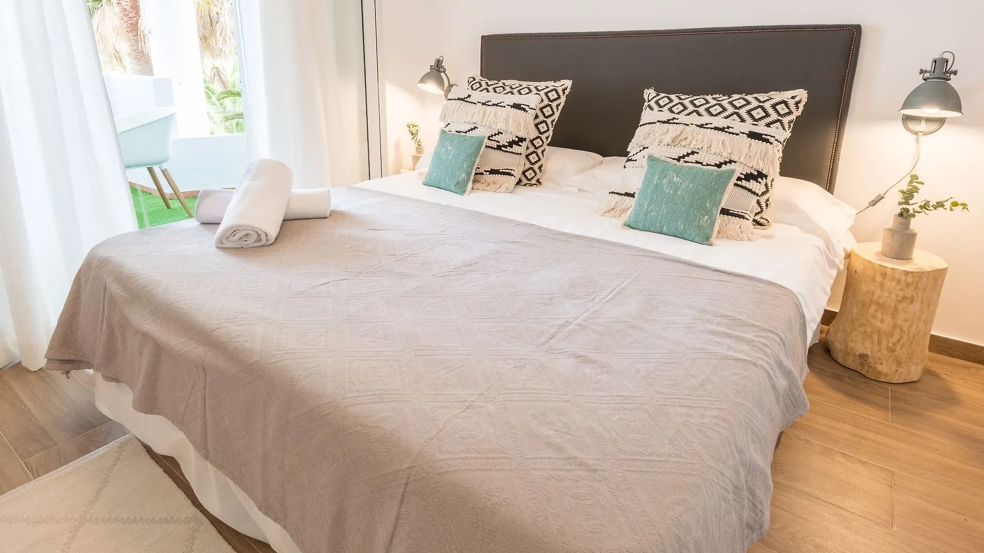 A Slice Of Heaven Puerto Banus Apartment Marbella